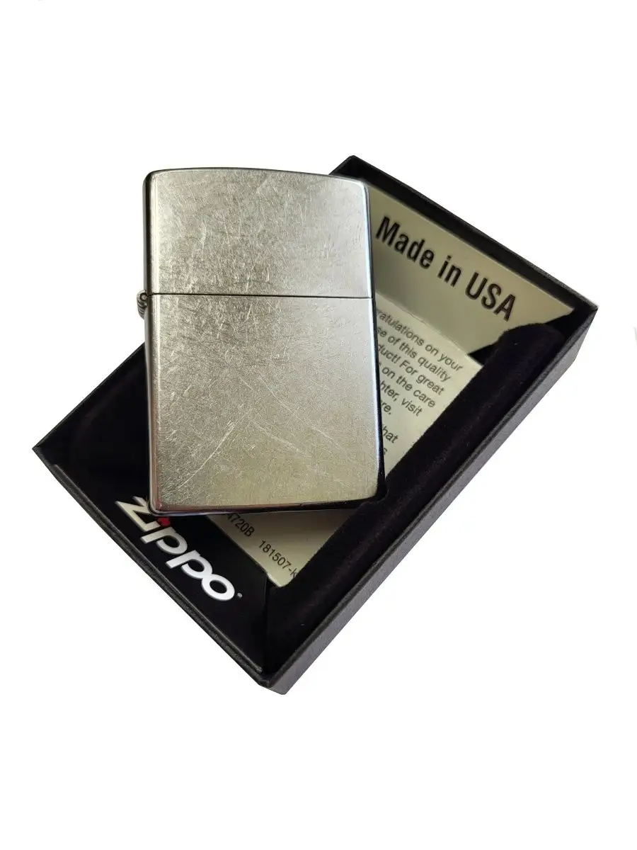 Зажигалка Zippo Ultralite Black Emblem, Polish Chrome